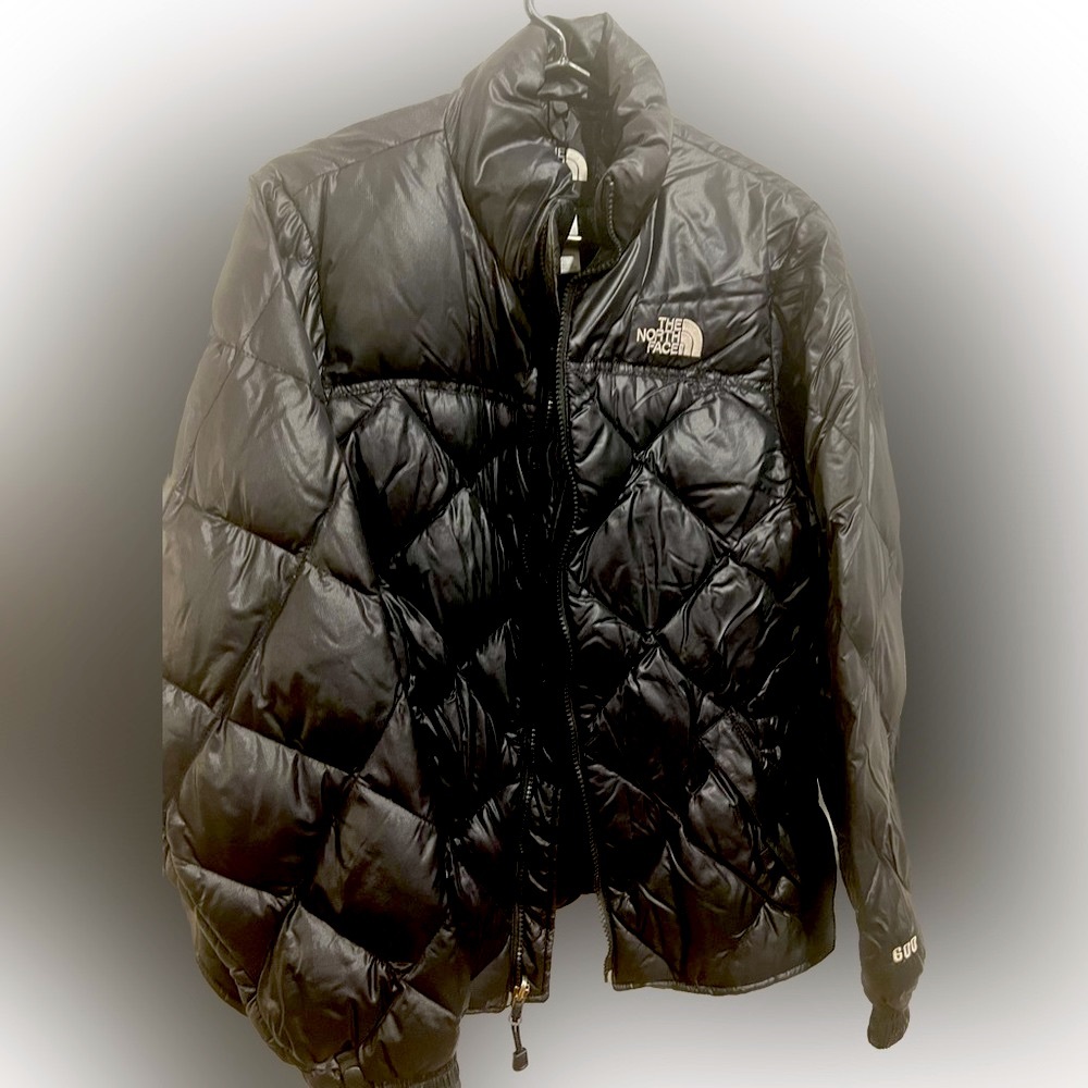 The North Face Puffer Jacket- Women’s Size Medium